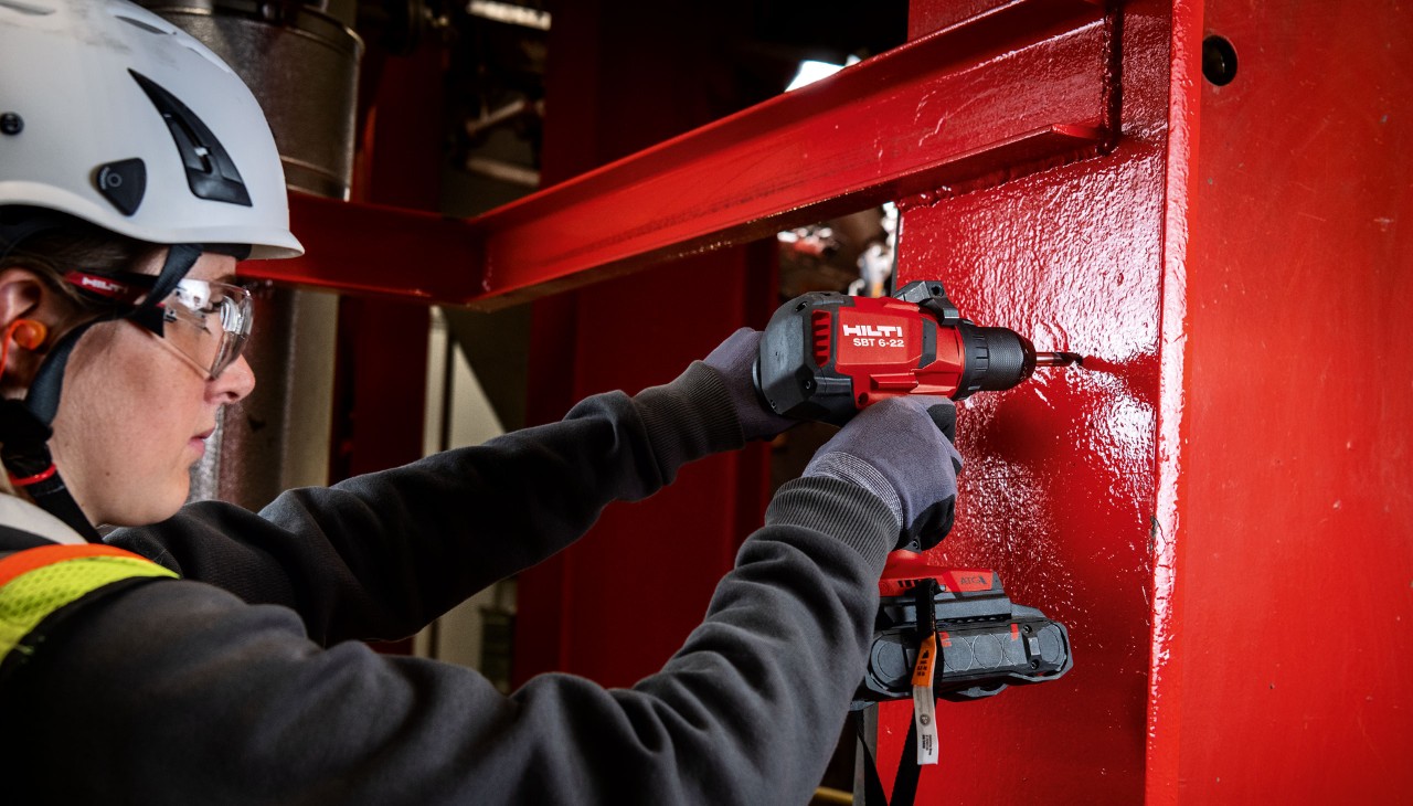 Fixação em aço em ambientes corrosivos.