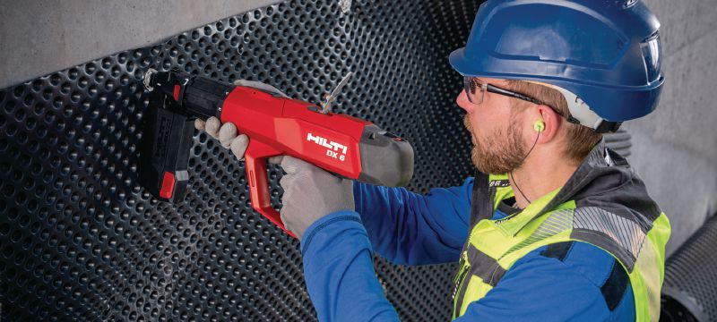X-SW 30 MX Arruela flexível Anilha flexível para usar com pregos agrupados para fixar membrana impermeável a betão ou alvenaria. Aplicações 1