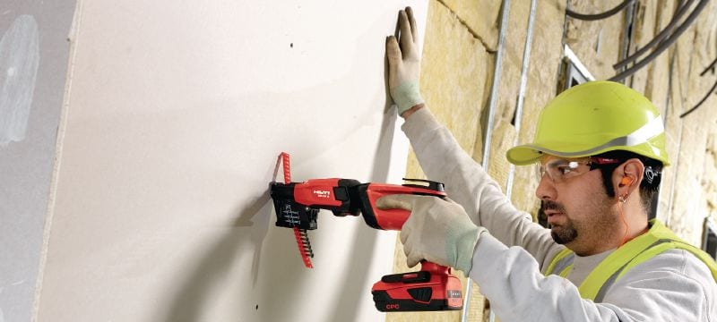 S-DS 01 B M1 Parafusos de gesso cartonado de ponta afiada Parafuso para gesso cartonado (revestido a fosfato) para o carregador de parafusos SD-M 1 ou SD-M 2 – para fixação de placas de gesso a metal Aplicações 1