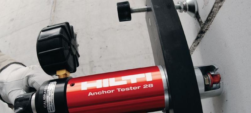 HAT 28 Testador de ancoragens Aparelho para ensaio de cargas e determinar a resistência à remoção de ancoragens e de fixações DX Aplicações 1