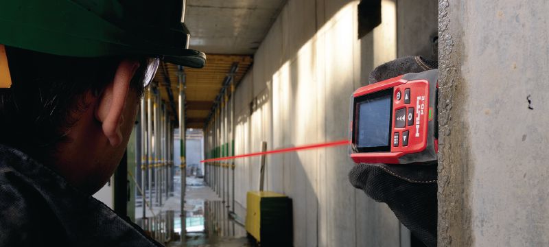 Trena laser PD-E Medidor a laser para exteriores com visor integrado para medidas de até 200 m / 650 pé Aplicações 1