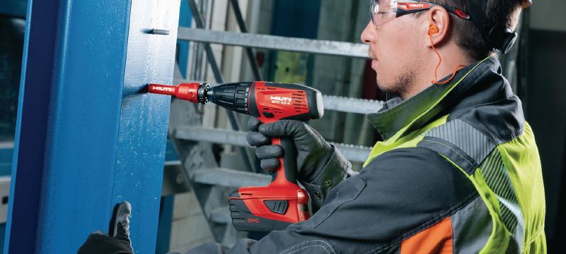 S-BT MF Pino roscado Pino de aparafusamento roscado (aço carbono, rosca métrica ou Whitworth) para fixações multiuso a aço em ambientes corrosivos moderados Aplicações 1
