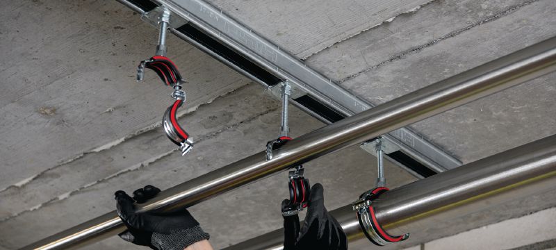 Gancho para tubos de fechamento rápido MP-U-I (isolamento acústico) Gancho para tubos galvanizado definitivo com isolamento acústico e fecho rápido tendo em vista a produtividade máxima em aplicações de malha Aplicações 1