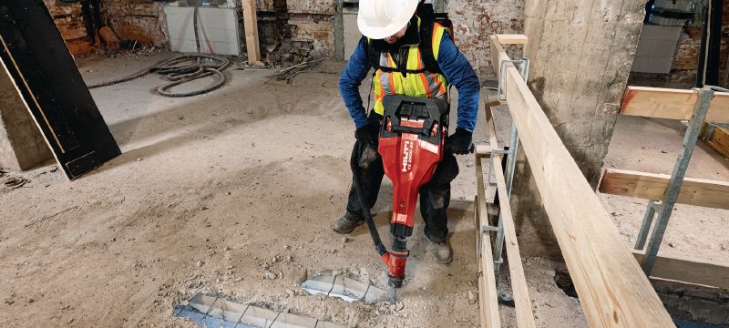 TE 2000-22 Martelo demolidor a bateria Leve e potente martelo rompedor alimentado a bateria para quebrar concreto e outros trabalhos de demolição (plataforma de baterias Nuron) Aplicações 1