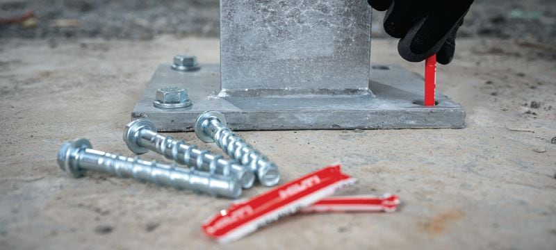 Cápsula KHC Kwik-X A ampola química para a ancoragem Kwik-X Dual Action para fixação em concreto, combina o desempenho da ancoragem química com a velocidade de ancoragens por parafuso (vendidas em separado) Aplicações 1