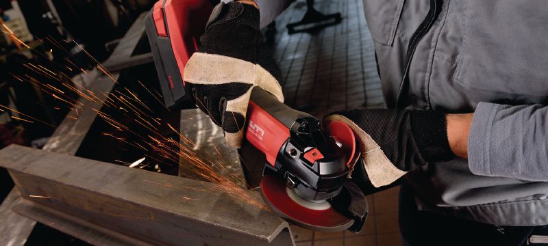 AG 125-A36 Desbastadora a bateria Desbastador poderoso a bateria de 36V (sem escovas) para corte e desbaste com discos de até 125 mm Aplicações 1