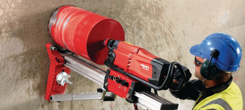 DD-200 G02 Perfuratriz diamantada Ferramenta de perfuratriz diamantada de alta resistência para chanfrar diâmetros de médios a largos de até 500 mm Aplicações 1