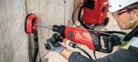 Perfuratriz diamantada DD 150-U Máquina Perfuratriz diamantada versátil, para perfuração manual ou com base em sonda nos diâmetros de 8 a 162 mm (5/16 - 6-3/8) Aplicações 2