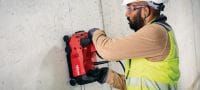DCH 150-SL Talhadeira de parede Serra de corte para abrir roços em paredes/pavimentos e para instalar cabos, condutas ou tubagens numa variedade de materiais base Aplicações 2