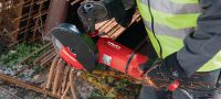 AG 230-24D Esmerilhadeira Rebarbadora de 2.400W com interruptor de homem morto, cabo rotativo e escova de carvão duradoura, para discos de até 230 mm Aplicações 1